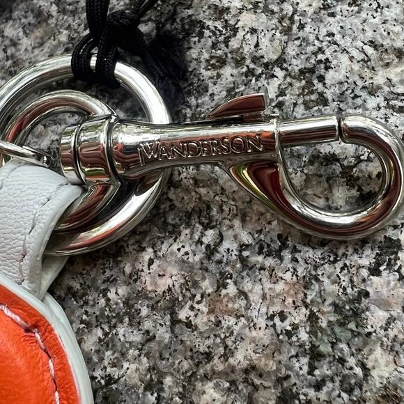 JW ANDERSON - Lamb Leather Keyring or Bag Charm WITH DUSTBAG - Picture 6 of 12